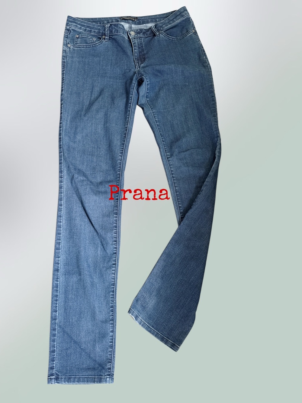 PRANA 
Classic Women's Blue Denim Jeans